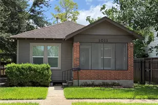 1011 Nadine St, Houston, TX 77009 - Photo 2