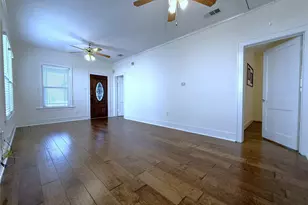 1011 Nadine St, Houston, TX 77009 - Photo 10