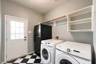 1250 Hunter Wood Dr, League City, TX 77573 - Photo 14