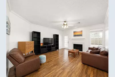1250 Hunter Wood Drive, League City, TX 77573 - Photo 10