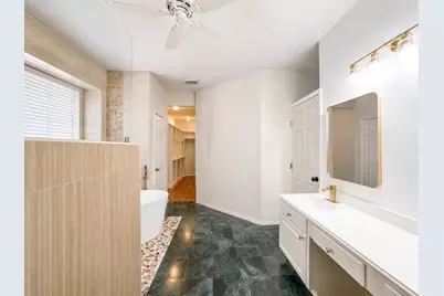 1250 Hunter Wood Drive, League City, TX 77573 - Photo 20