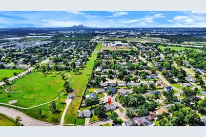 530 Westshire Drive, Houston, TX 77013 - Photo 4