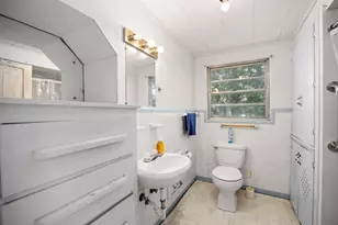 208 E East State St, Eagle Lake, TX 77434 - Photo 22