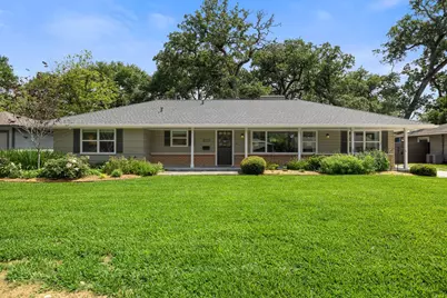4015 Ascot Lane, Houston, TX 77092 - Photo 2