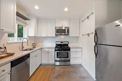 4015 Ascot Lane, Houston, TX 77092 - Photo 30