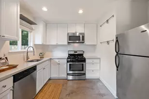 4015 Ascot Ln, Houston, TX 77092 - Photo 30