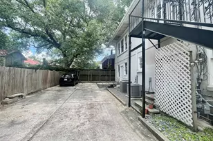 418 Branard St, Houston, TX 77006 - Photo 16
