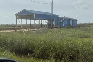 72 Pelican St, Sargent, TX 77414 - Photo 4