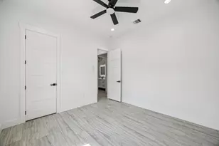 949 Rd 66111, Dayton, TX 77535 - Photo 18