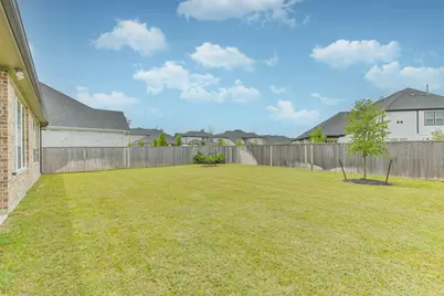 26923 Longwood Ledge Drive, Spring, TX 77389 - Photo 34