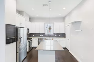 754 W Donovan St, Houston, TX 77091 - Photo 12