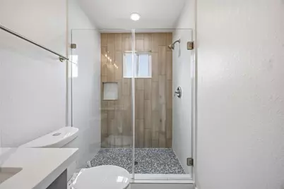 5403 Amy Street, Houston, TX 77028 - Photo 32