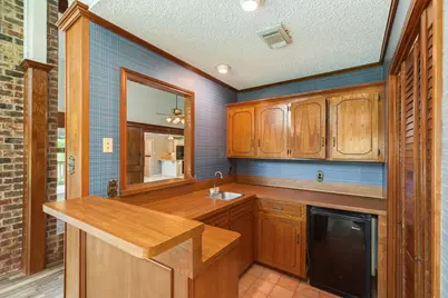 304 Arrowwood Street, Lake Jackson, TX 77566 - Photo 20