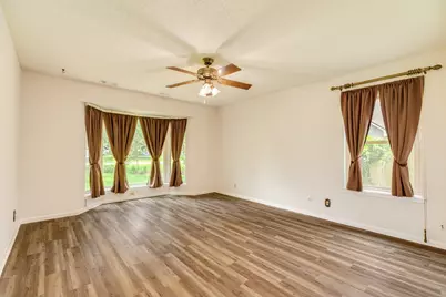 304 Arrowwood Street, Lake Jackson, TX 77566 - Photo 22
