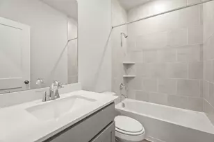 1597 Elm Ct, Angleton, TX 77515 - Photo 8