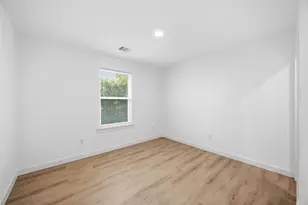 7946 Fields St, Houston, TX 77028 - Photo 22