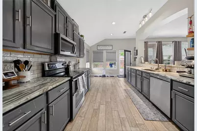 500 Virginia Court, White House, TX 75791 - Photo 10