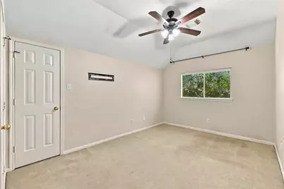 2 Hobbit Glen Drive, The Woodlands, TX 77384 - Photo 34