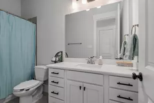 7 Thorpe Ln, Spring, TX 77389 - Photo 8