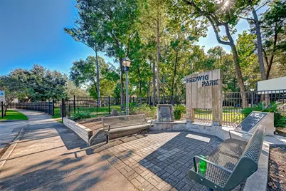 9023 Gaylord Street #102, Houston, TX 77024 - Photo 14