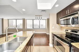 3525 Sage Rd, Houston, TX 77056 - Photo 10