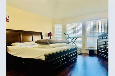 12431 Heritage Grove Drive, Houston, TX 77066 - Photo 10