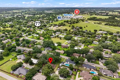 113 Suffolk Lane, Hallettsville, TX 77964 - Photo 32