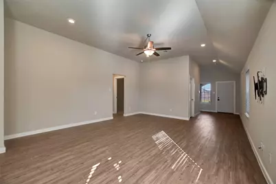 6419 Purple Wreath Way, Katy, TX 77449 - Photo 10