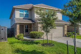 4127 Neches Bnd Dr, Baytown, TX 77521 - Photo 2