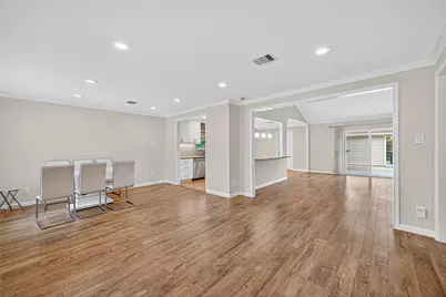 8530 Roos Road, Houston, TX 77036 - Photo 6