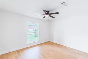 11726 N Willow Cir, Houston, TX 77071 - Photo 20