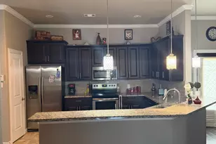 8150 Sharondale Dr, Houston, TX 77033 - Photo 4