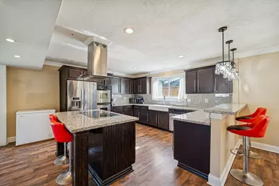 3311 Walhalla Drive, Houston, TX 77066 - Photo 4