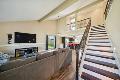 3311 Walhalla Drive, Houston, TX 77066 - Photo 2