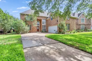 1127 Gloria Ct, Sugar Land, TX 77478 - Photo 10