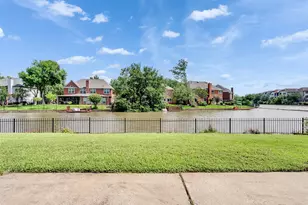 1127 Gloria Ct, Sugar Land, TX 77478 - Photo 32
