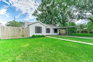 709 E Gulf St, Baytown, TX 77520 - Photo 2