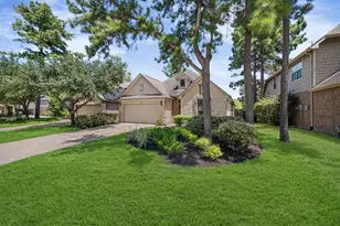 7 E Deer River Circle, Spring, TX 77389 - Photo 2