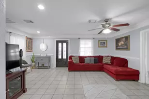 19096 County Rd 669F, Alvin, TX 77511 - Photo 6