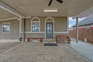 19096 County Rd 669F, Alvin, TX 77511 - Photo 2