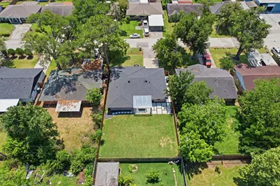 8526 Cedel Drive, Houston, TX 77055 - Photo 38
