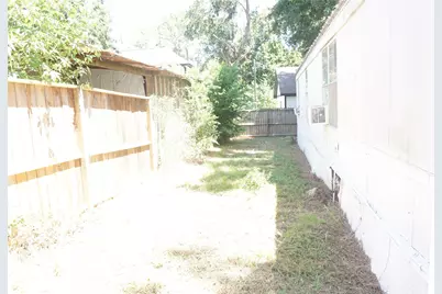 10970 Maywood Street, Willis, TX 77318 - Photo 22