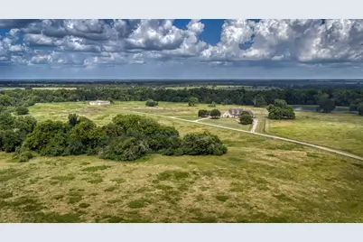 12412 E Ueckert Road, Bellville, TX 77418 - Photo 24