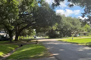 4125 Apollo St, Houston, TX 77018 - Photo 2