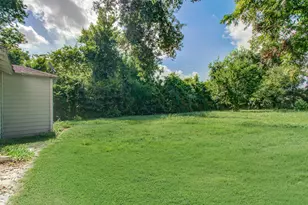 1016 Apache St, Houston, TX 77022 - Photo 36