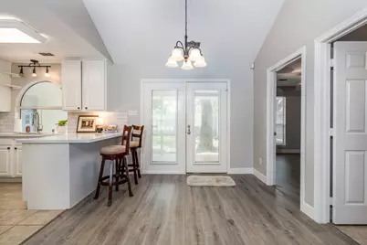 606 S Pine Street, Tomball, TX 77375 - Photo 6