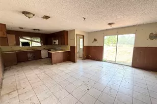 409 County Rd 243, Angleton, TX 77515 - Photo 2