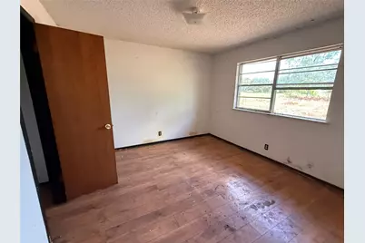 409 County Road 243, Angleton, TX 77515 - Photo 4