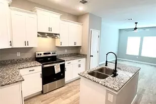 8006 Bowen St, Houston, TX 77051 - Photo 6