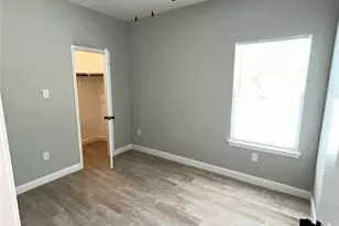 8006 Bowen St, Houston, TX 77051 - Photo 10